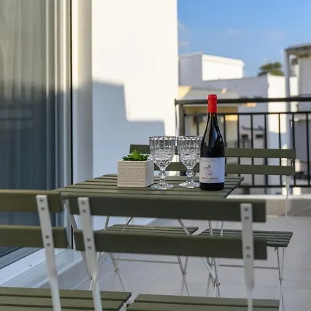 Appartement Townhall Apartment's *