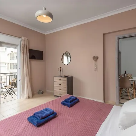 Townhall Apartment's *