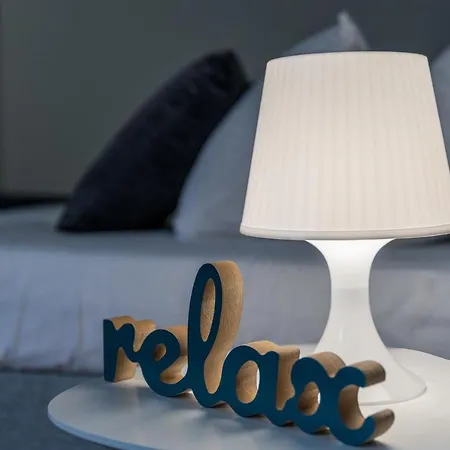 Townhall Apartment's Daire