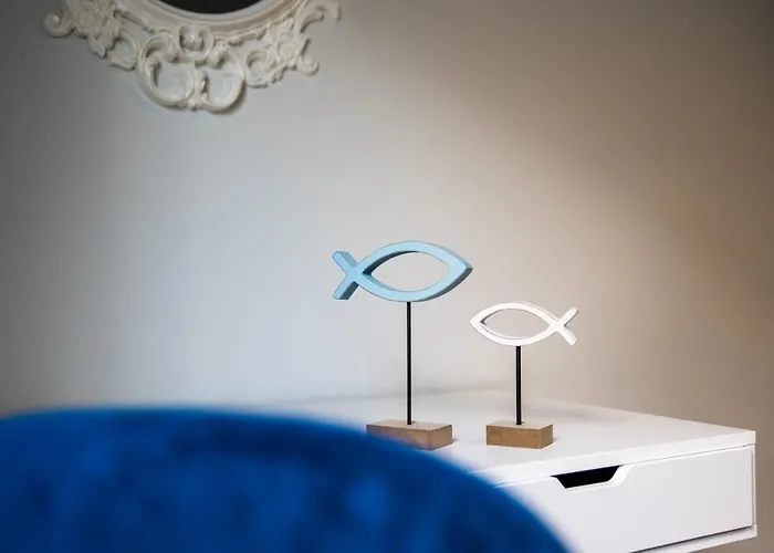 Townhall Apartment's * Rhodes City